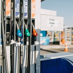 Aviso de la OCU: los días de la semana que no deberías echar gasolina bajo ningún concepto