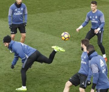 Los futbolistas del equipo blanco afrontan el choque ante Las Palmas con el ánimo alto.