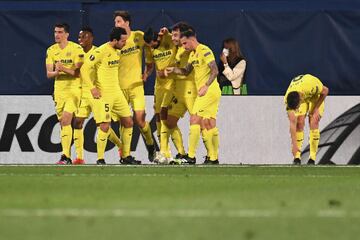 2-0. Ra¨²l Albiol celebr¨® el segundo gol.