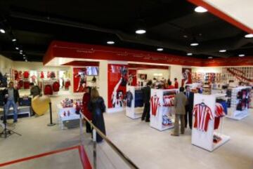 52 años del estadio Vicente Calderón en imágenes