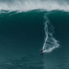 Las mejores olas gigantes del Nazaré Tow Surfing Challenge