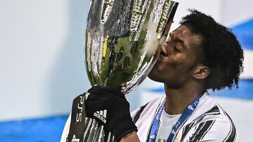 Cuadrado asiste y Juventus es campeón de la Supercopa