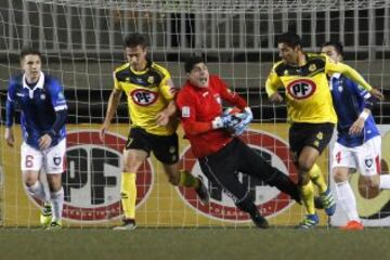 Carlos Lampe llegó este semestre a Huachipato donde ya ha destacado. Jugará ante Chile el martes.