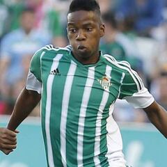 "El Betis confía en mí; no me siento suplente, sino titular"