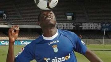 <b>PRESENTACIÓN.</b> Keita fue presentado como nuevo jugador del Xerez.