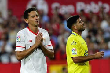 Fue el gran socio de Neymar en el Santos, pero no ha llegado ni a la mitad de él. Se le pudo ver en Europa cando fichó por el Sevilla pero su rendimiento decepcionó.