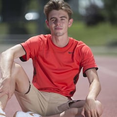 Adrián Ben sorprende con la mínima para el Mundial en 800