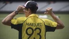 Márquez señalando su 93.