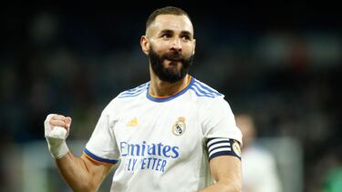 El brazalete de capitán es de Karim