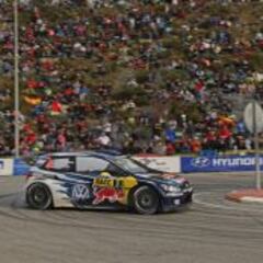 Primer triunfo de Mikkelsen y podio para Dani Sordo