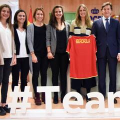 El hockey femenino entra en el "círculo virtuoso" de Iberdrola