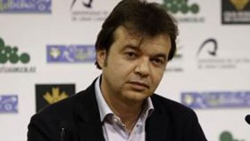 <b>PRESENTACIÓN. </b>Toni Cruz presentó ayer el CETUD en el Estadio de Gran Canaria y habló del club.