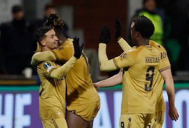 Uche-Yeremy Pino, vaya show