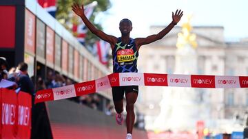 El et¨ªope Lemma y la keniana Jepkosgei reinan en Londres