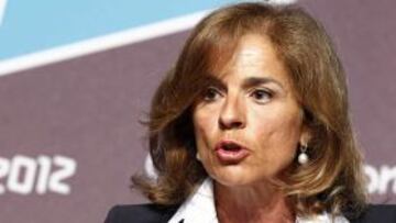 La alcaldesa de Madrid, Ana Botella, durante la presentación hoy en el Media Press Center de la candidatura oficial de Madrid 2020.