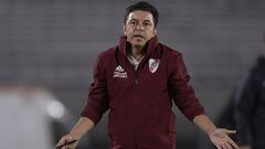 Del fastidio a los aplausos: así vivió Gallardo el River - Binacional de Copa Libertadores