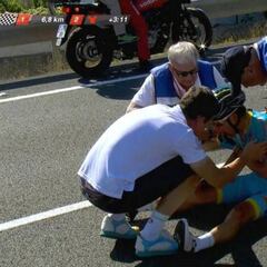 Supermán López, evacuado de urgencia tras una caída