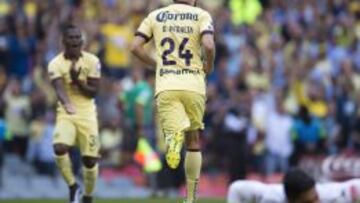 Oribe Peralta festeja después de su anotación frente a Morelia.
05/03/2016/MEXSPORT/ Osvaldo Aguilar