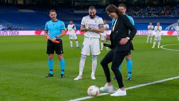 Garbiñe Muguruza fue la protagonista del saque de honor en El Bernabéu