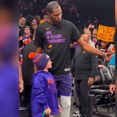 Watch this young fan’s adorable reaction after selfie with KD