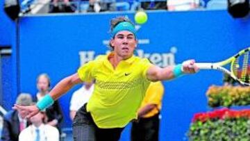 <b>SUPERIOR. </b>Rafa Nadal lo devolvió todo y no hizo ninguna concesión a Fernando González en el aplazado partido de cuartos.