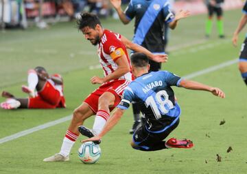 José Romera es otro de los jugadores que ha dejado el Almería tras la temporada 19/20. El lateral, de 33 años, ha pasado por el Gandía, Dukla Praha, Jablonec, Dinamo de Bucarest y Almería. Entre todos los equipo suma 303 encuentros