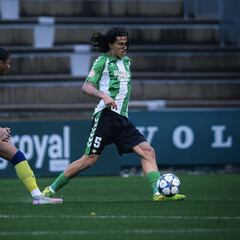 El Betis destroza al Tottenham