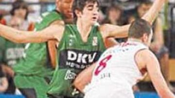 <b>INTRATABLE. </b>La Penya sigue invicta en el Pabelló Olímpic.