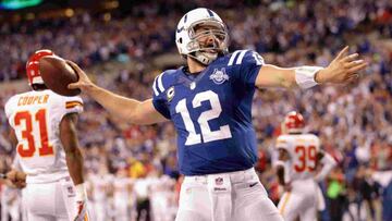 Andrew Luck le ha tomado la medida a la defensiva de los Chiefs en playoffs.