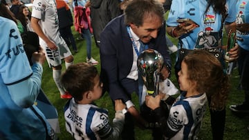 Presidente del Pachuca: “Almada tiene cuatro años de contrato con nosotros”
