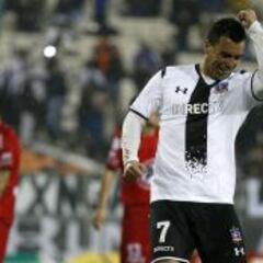 Paredes lideró la remontada de Colo Colo ante Ñublense