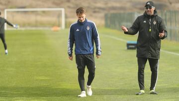 16/01/20 ENTRENAMIENTO DE LA PONFERRADINA
JON PEREZ BOLO PABLO LARREA