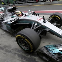 Hamilton vuela, Sainz brilla y Alonso mantiene la dignidad