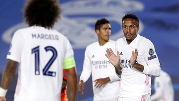 Marcelo, Militao y Varane, en un partido del Real Madrid.