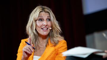 La líder de Sumar, vicepresidenta y ministra de Trabajo en funciones, Yolanda Díaz, participa en un foro del Club Vanguardia, en el Colegio de Abogados, a 5 de octubre de 2023, en Barcelona, Catalunya (España). El Club Vanguardia es el club de los suscriptores y beneficiarios de los medios ‘La Vanguardia’, ‘Mundo Deportivo’ e ‘Historia y Vida’.
05 OCTUBRE 2023;VANGUARDIA;CLUB;FORO;DEBATE;SUSCRIPTORES;BENEFICIARIOS;MEDIOS
Lorena Sopêna / Europa Press
05/10/2023