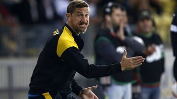 El nuevo candidato que surge para la banca de U. Católica