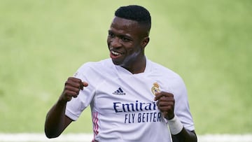 VILLARREAL, SPAIN - OCTOBER 04: Vinicius Junior of Real Madrid celebrates after scoring his team's first goal during the La Liga Santander match between Levante UD and Real Madrid at Estadio de La Ceramica on October 04, 2020 in Villarreal, Spain. (P