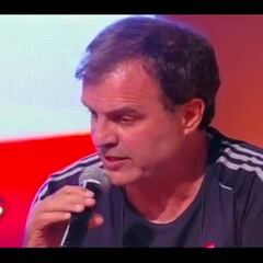 El emocionante mensaje de Bielsa tras el terremoto del 27-F