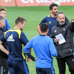 Pocos despistes cadistas para recibir al Huesca