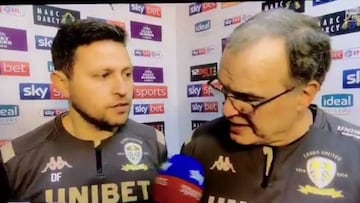 Bielsa se enojó con su traductor y lo corrigió en vivo