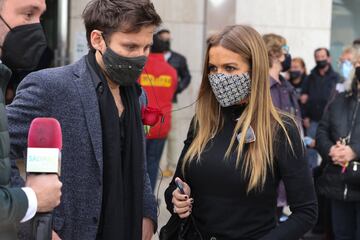 Javian y Marta López en el funeral de Álex Casademunt