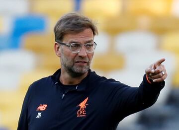 El alemán es uno de los candidatos al alza. Técnico de moda en el Liverpool que le disputó la final de la Champions al Madrid, y antes en el Borussia que le ganó dos Bundesligas al Bayern, está bajo contrato hasta 2022. En Anfield han cimentado el futuro en torno a su figura, por lo que no pondrá facilidades a un acuerdo. Según la prensa inglesa, sólo le liberarían a cambio de 32 millones de euros.