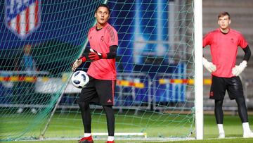 Soccer Football - UEFA Super Cup - Real Madrid Training - Lillekula Stadium, Tallinn, Estonia - August 14, 2018 Real Madrid's Keylor Navas during training REUTERS/Ints Kalnins