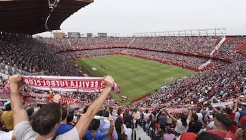 Sevilla's 12th man