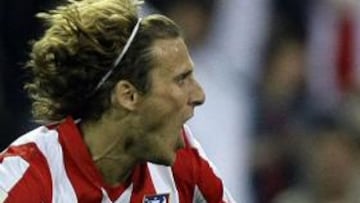 <b>GOLEADOR NATO.</b> Ya ha marcado 104 goles en partidos oficiales, 89 de ellos en Liga, desde su llegada a España hace cinco temporadas al Villarreal: "No me esperaba marcar tantos goles", reconoce el uruguayo.