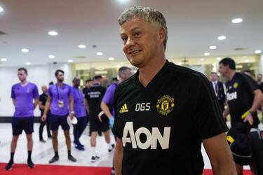 "Let Pogba go" - Ibrahimovic urges Man United