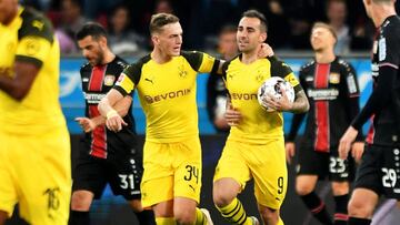 Alcácer celebrando el gol.