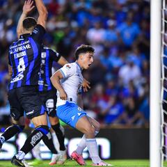 Por esta razón le anularon dos goles a Cruz Azul en contra de Querétaro