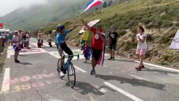 Pura emoci¨®n en el Tourmalet: el encuentro de Amador con su familia grabado por su madre