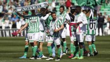 El Betis golea al Valladolid con un hat-trick de Rubén Castro